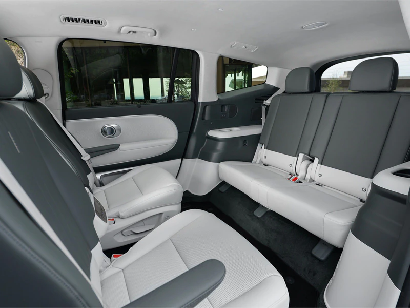 novo hyundai ioniq 9 bancos traseira giratorios